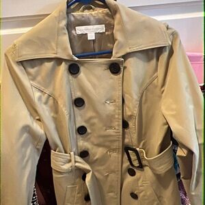 NY & Co Ruffle trench